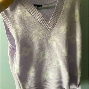Lilac sweater vest